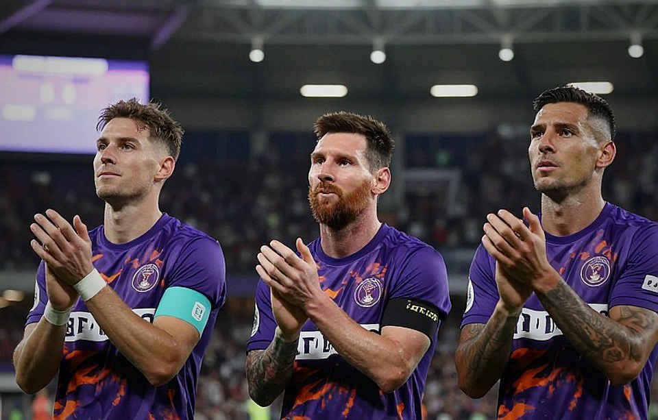 এক পাতার বিবৃতি, বারো ম্যাচের খাতা: বার্নলিতে হায়েনের বরখাস্তের হিসাব